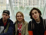 В глобусе: Леша, Юля, Серёжа(Киев)